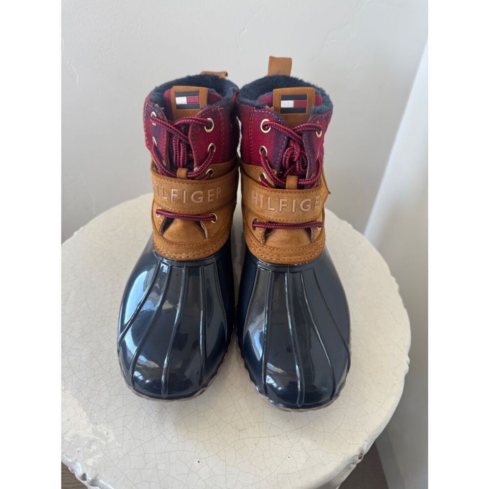 Tommy Hilfiger Navy and Tan Rubber Duck Rain Boots Faux-Fur Lined Plaid Size 7M - Picture 2 of 12